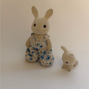 Calico critters mom and baby rabbits
